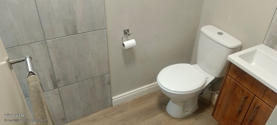 5 Bedroom Property for Sale in Monte Christo Western Cape